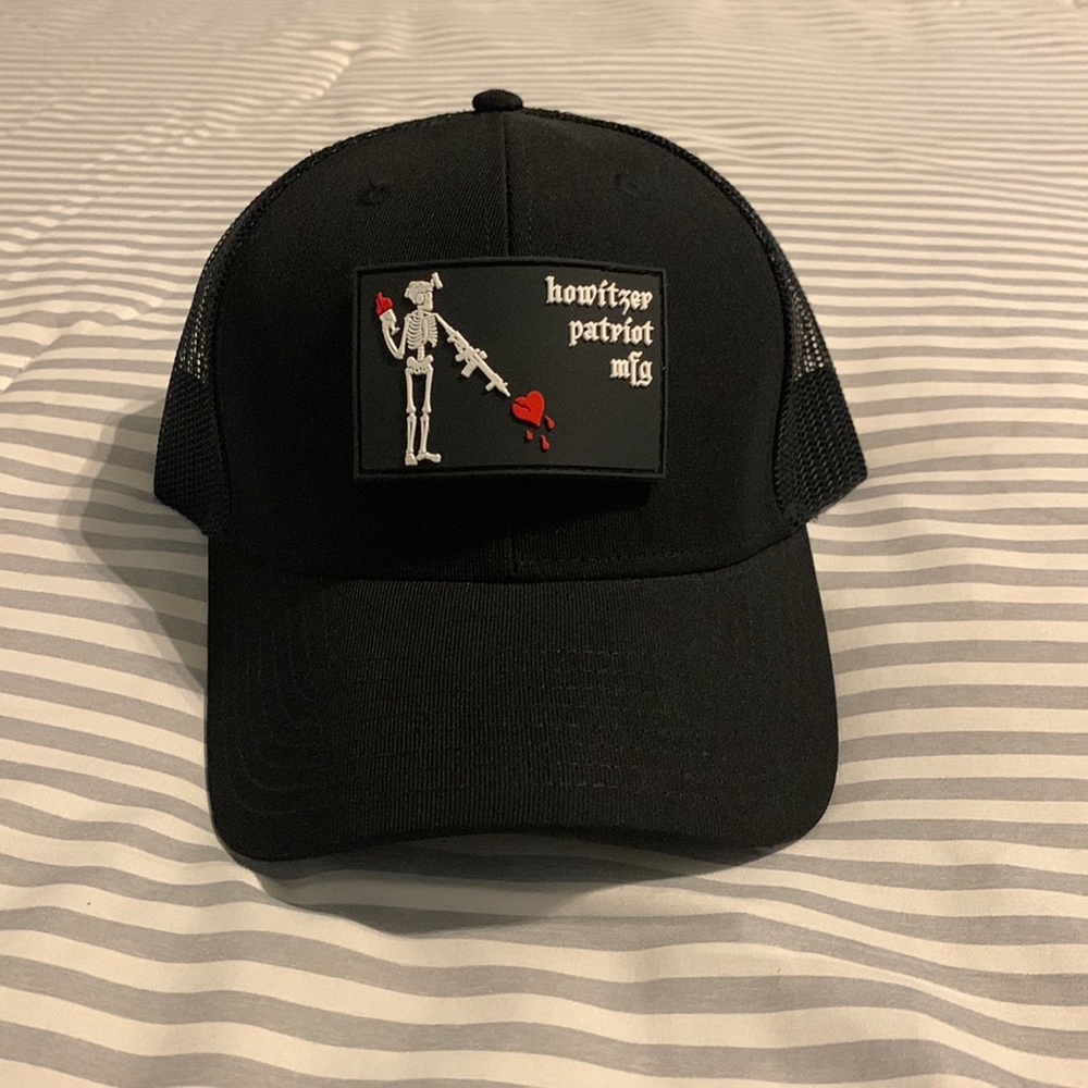 Men’s Howitzer velcro emblem snap back cap